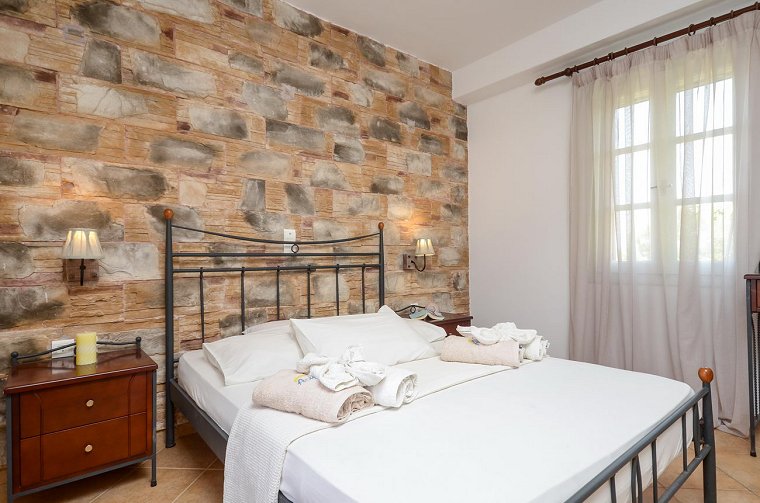 Acti Plaka Studios Apartments
