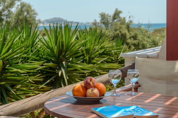 Acti Plaka Studios and Apartments