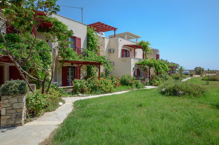 Acti Plaka Studios and Apartments