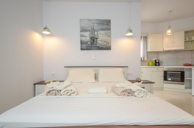 Acti Plaka Studios and Apartments