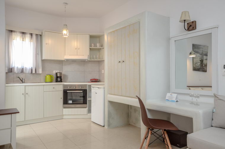 Acti Plaka Studios and Apartments