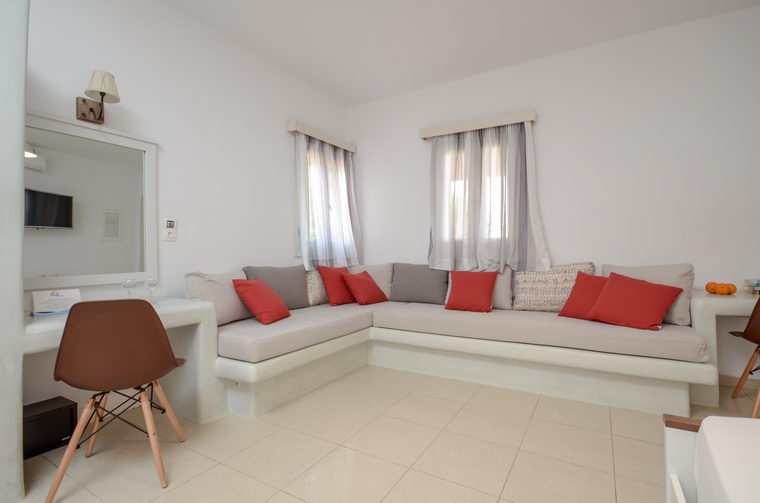 Acti Plaka Studios and Apartments