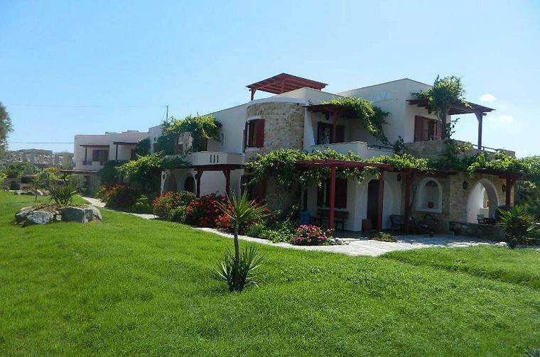 Acti Plaka Studios and Apartments