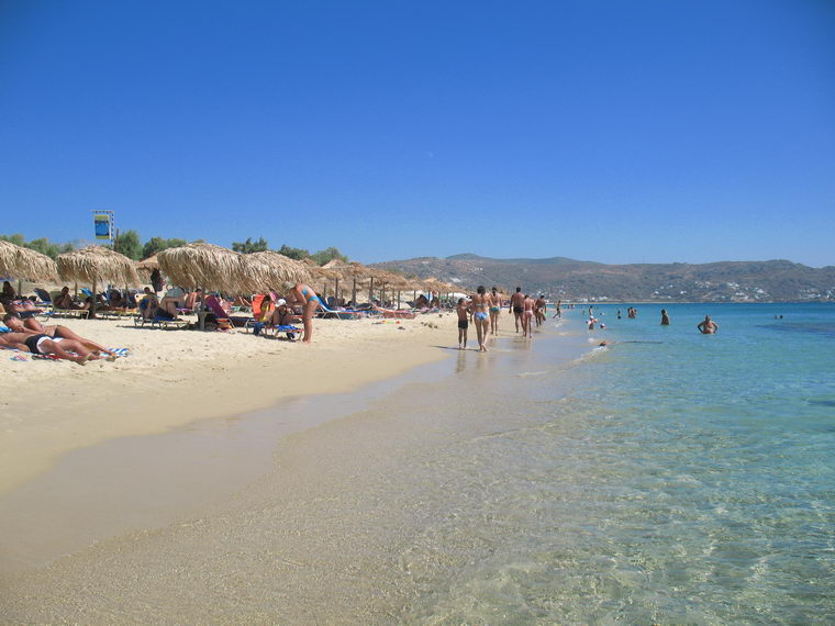 Plaka Beach Resort