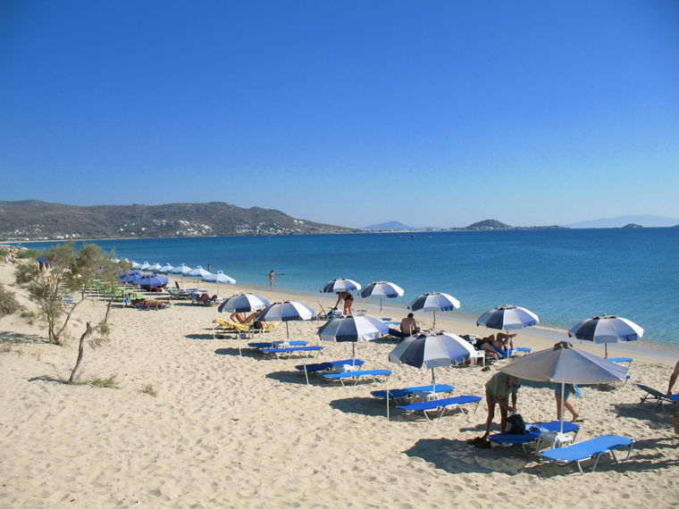 Plaka Beach Resort
